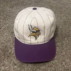 Vintage Minnesota Vikings   White and Purple Cap .